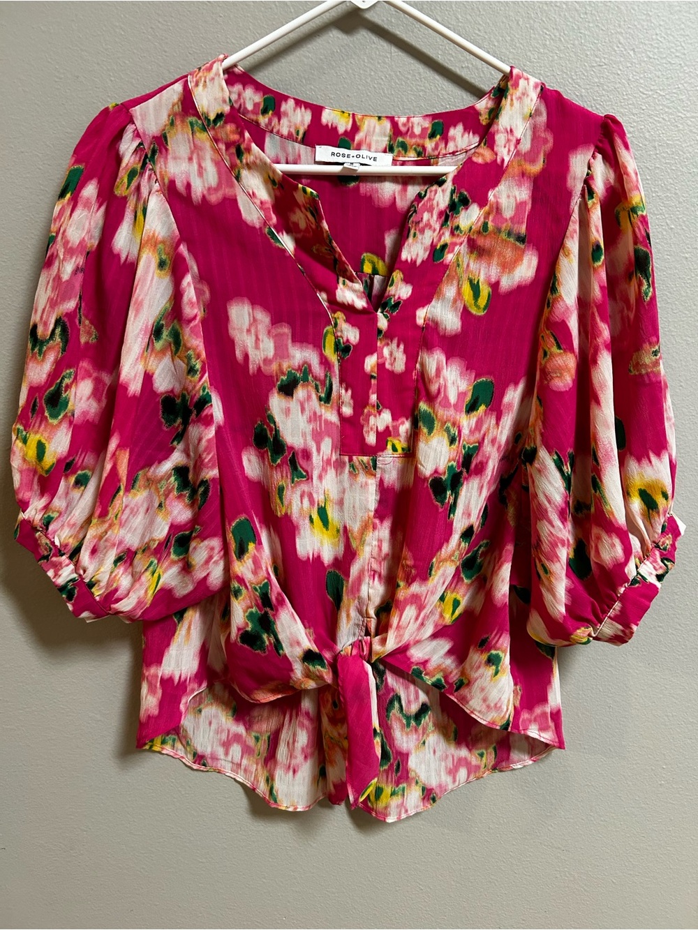 Rose + Olive Blouse Womens M Pink Floral Puff Sleeve Tie Front Boho Peasant Top